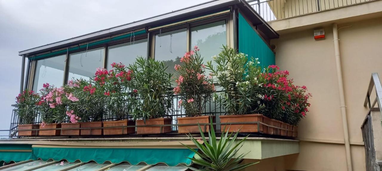 La Terrazza Sul Golfo Apartman Rapallo Kültér fotó