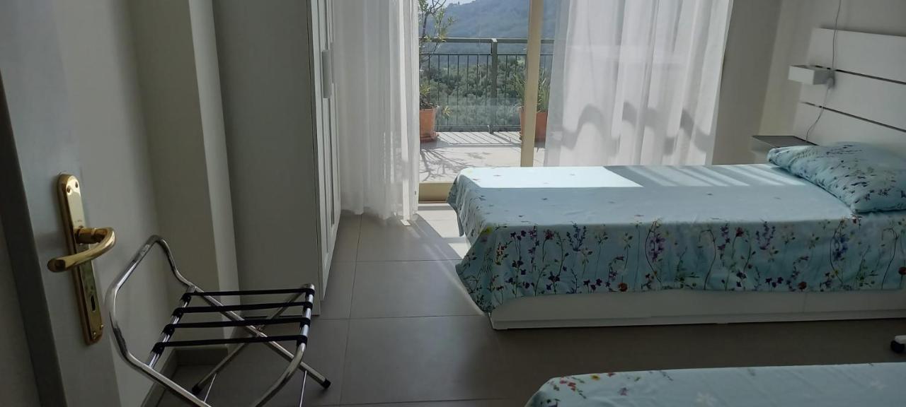 La Terrazza Sul Golfo Apartman Rapallo Kültér fotó